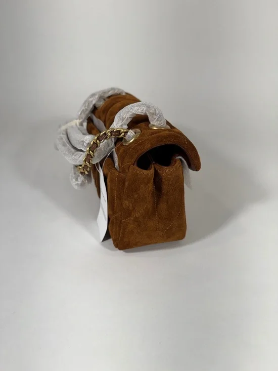 Coach Tabby 20 Suede Quilted Shoulder Bag in warm brown with Gold Hardware - Picture 6 of 6